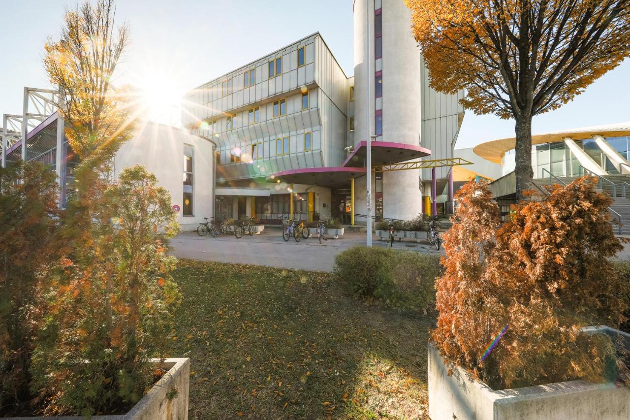 Olympiaworld-Landessportzentrum Innsbruck Exteriör bild
